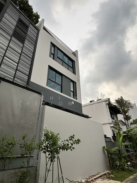 Zen, , 5 Bedrooms, 4,834 sqft, Terraced House For Sale, by Chi Wai (Yellow Man), 500105979 - Exterior - PropertyGuru.com.sg