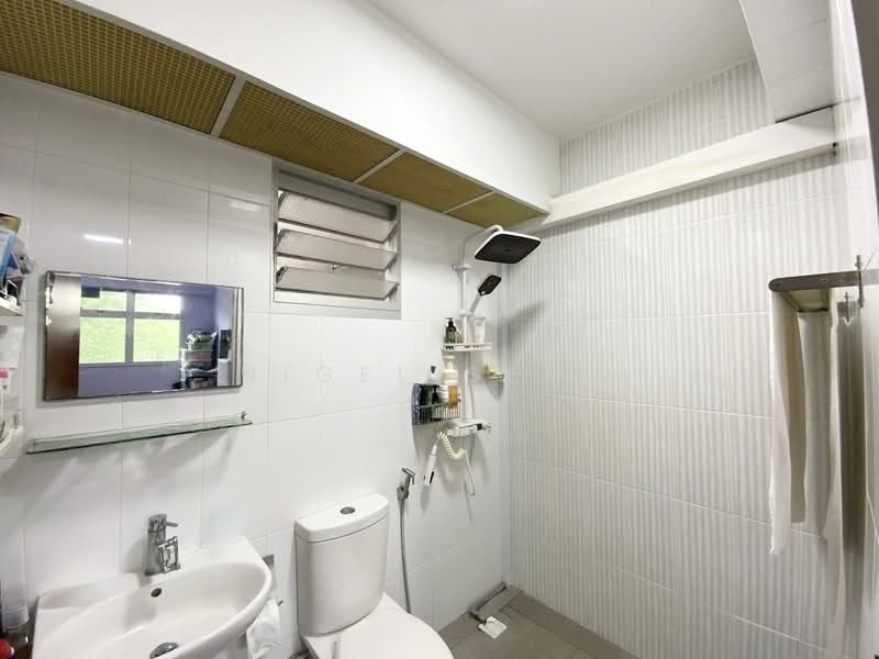 513C Yishun Street 51, 513C Yishun Street 51, 3 Bedrooms, 1,001 sqft, HDB Flat For Sale, by Nigel Seow, 500105999 - Bathroom - PropertyGuru.com.sg