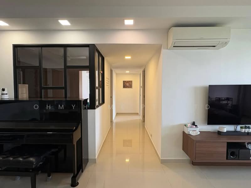 856F Tampines Street 82, 856F Tampines Street 82, 3 Bedrooms, 1,603 sqft, HDB Flat For Sale, by Regine Cher, 500106000 - Corridor - PropertyGuru.com.sg