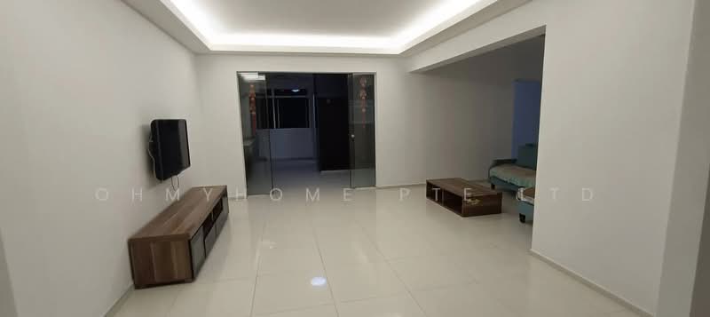 488A Tampines Avenue 9, 488A Tampines Avenue 9, 4 Bedrooms, 1,302 sqft, HDB Flat For Sale, by Regine Cher, 500106019 - Living Room - PropertyGuru.com.sg