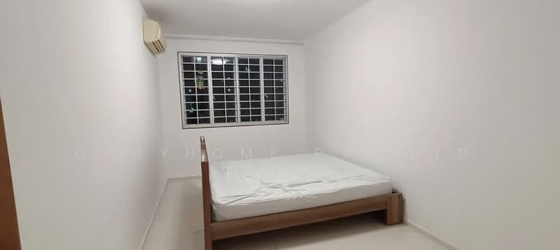 488A Tampines Avenue 9, 488A Tampines Avenue 9, 4 Bedrooms, 1,302 sqft, HDB Flat For Sale, by Regine Cher, 500106019 - Bedroom - PropertyGuru.com.sg