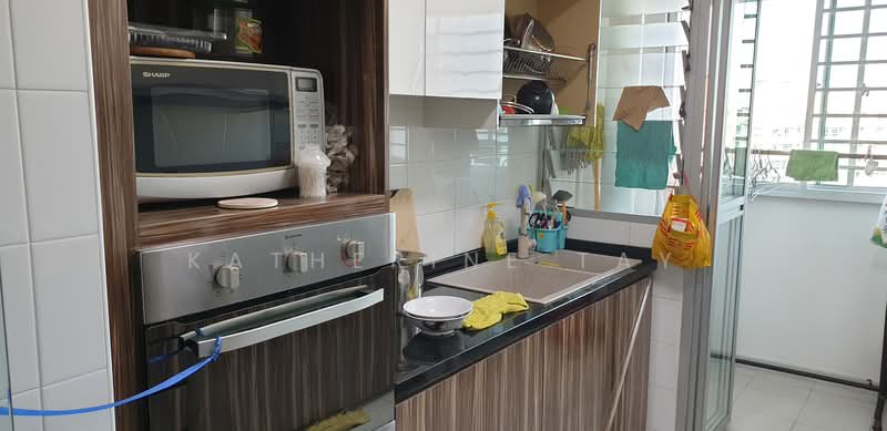 622B Punggol Central, 622B Punggol Central, 3 Bedrooms, 1,012 sqft, HDB Flat For Rent, by Katherine Tay, 500106023 - Kitchen - PropertyGuru.com.sg