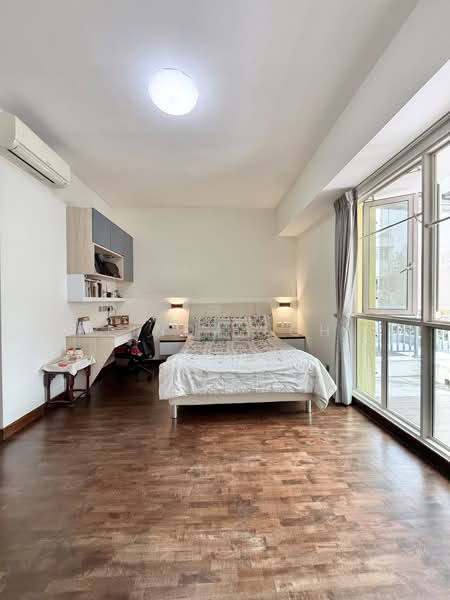 Mimosa Drive prime landed unit at attractive price!, Mimosa Drive, 4 Bedrooms, 3,337 sqft, Terraced House For Sale, by Linda Loh, 500106024 - Bedroom - PropertyGuru.com.sg