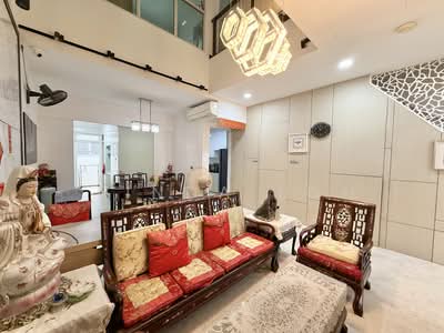 For Sale - Mimosa Drive prime landed unit at attractive price!