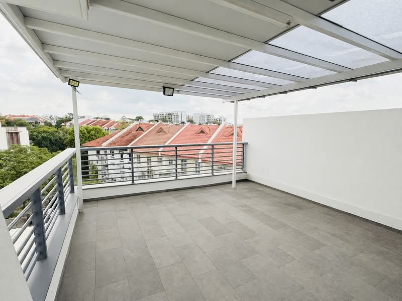 Mimosa Drive, Rare 3.5 Storey Renovated 4BR Ensuite, Mimosa Drive, 4 Bedrooms, 3,337 sqft, Terraced House For Sale, by Linda Loh, 500106024 - Balcony - PropertyGuru.com.sg