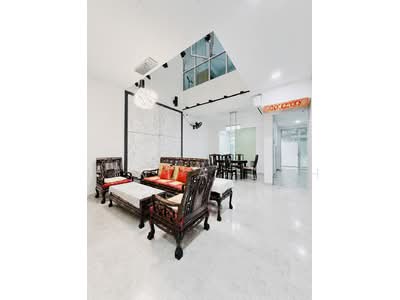 For Sale - Mimosa Drive, Rare 3.5 Storey Renovated 4BR Ensuite