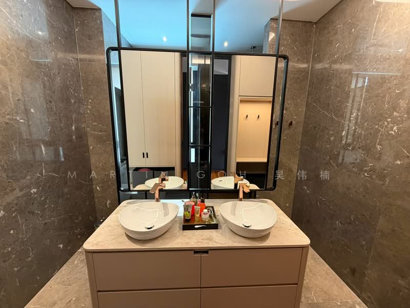 🎯 Star BUY IN D11 🔥NEAR-NEW BOTANIC MRT, 1km SCGS, , 5 Bedrooms, 9,632 sqft, Bungalow House For Sale, by Martin Goh 吴伟楠, 500106027 - Bathroom - PropertyGuru.com.sg