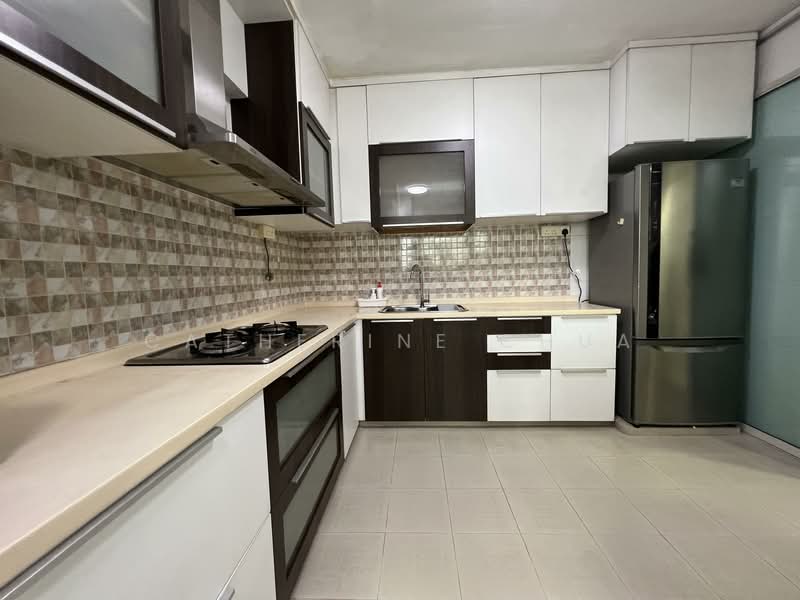 548 Jurong West Street 42, 548 Jurong West Street 42, 4 Bedrooms, 1,615 sqft, HDB Flat For Sale, by Catherine Chua, 500106037 - Kitchen - PropertyGuru.com.sg