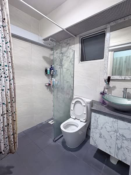 213A Punggol Walk, 213A Punggol Walk, 3 Bedrooms, 1,216 sqft, HDB Flat For Sale, by Sharique Tan, 500106061 - Bathroom - PropertyGuru.com.sg