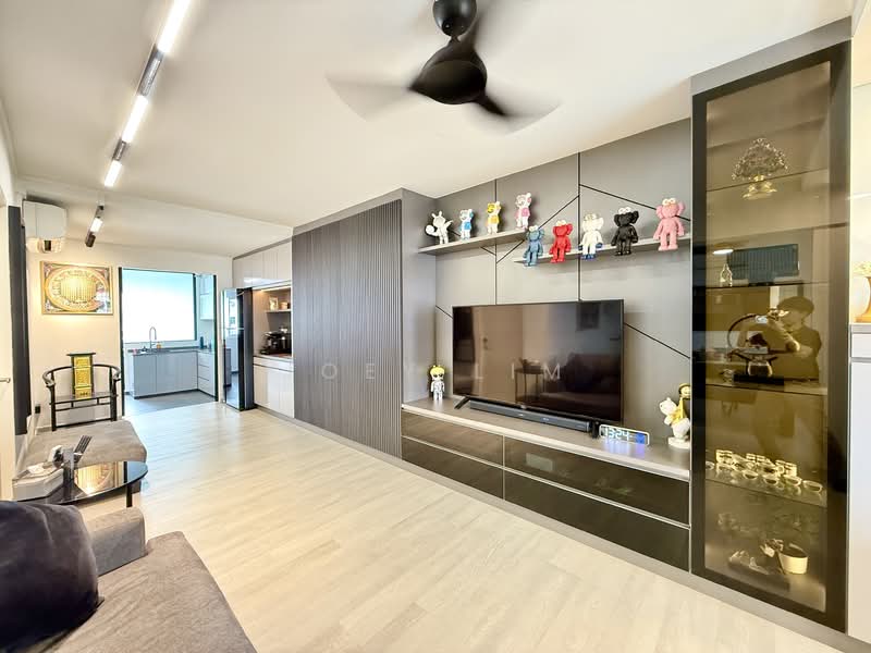 345 Clementi Avenue 5, 345 Clementi Avenue 5, 2 Bedrooms, 721 sqft, HDB Flat For Sale, by Joey Lim, 500106062 - Living Room - PropertyGuru.com.sg