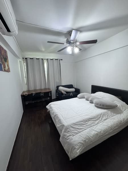 315 Clementi Avenue 4, 315 Clementi Avenue 4, Room Rental, 180 sqft, HDB Flat For Rent, by Ophelia Liu, 500106077 - Bedroom - PropertyGuru.com.sg