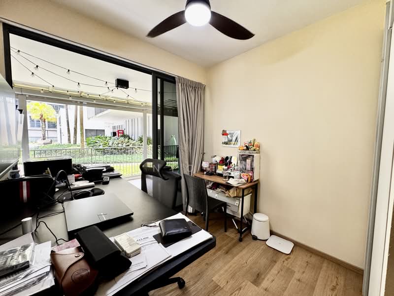 Blossom Residences, 30 Segar Road, 2 Bedrooms, 1,076 sqft, Executive Condominium For Sale, by Junior Ng, 500106086 - Common bedroom - PropertyGuru.com.sg