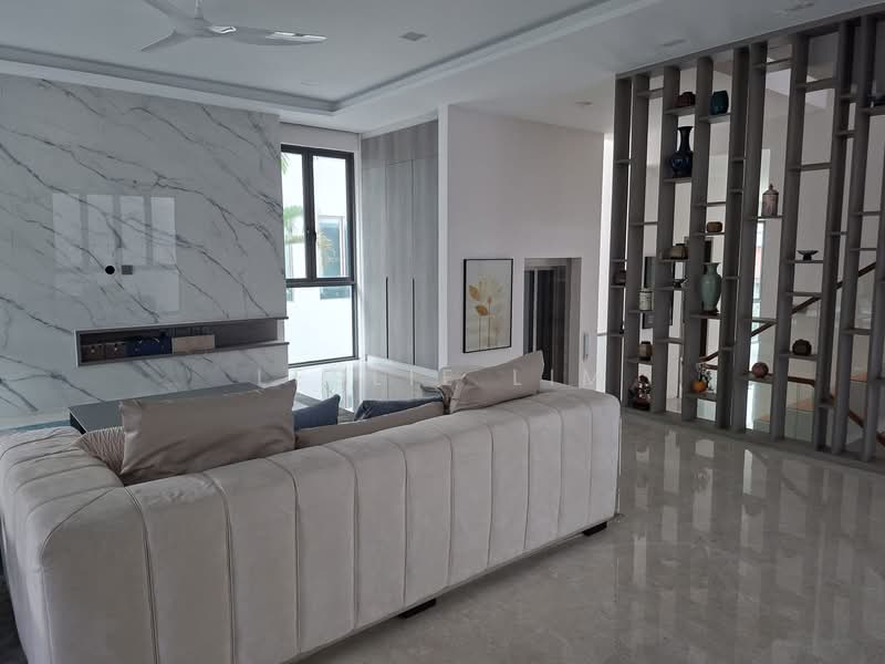 Beautifully Renovated Detached House @ Seletar Hills Estate Below $10m, Neram,Kasai,Dedap, Seletar / Yio Chu Kang, 7 Bedrooms, 8,078 sqft, Detached House For Sale, by Leslie Lim, 500106099 - Living Room - PropertyGuru.com.sg