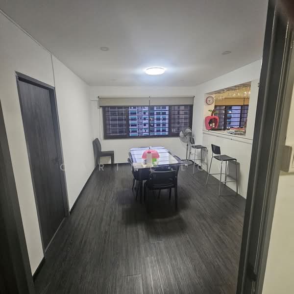 717 Jurong West Street 71, 717 Jurong West Street 71, 3 Bedrooms, 1,141 sqft, HDB Flat For Sale, by Carine Low, 500106114 - Dining Room - PropertyGuru.com.sg