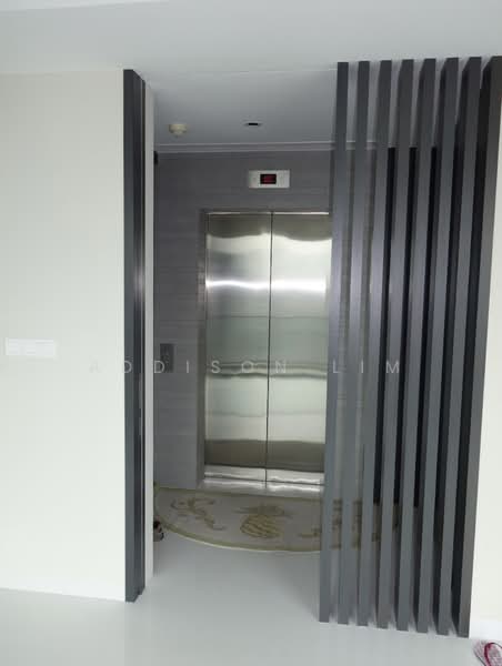 The Suites @ Central, 57-57A Devonshire Road, 1 Bedroom, 657 sqft, Condominium For Rent, by Addison Lim, 500106125 - Corridor - PropertyGuru.com.sg