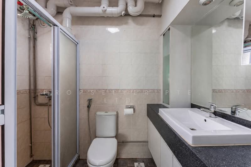 128A Punggol Field Walk, 128A Punggol Field Walk, 3 Bedrooms, 1,184 sqft, HDB Flat For Sale, by Florence Ho, 500106129 - Bathroom - PropertyGuru.com.sg