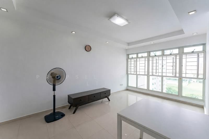 128A Punggol Field Walk, 128A Punggol Field Walk, 3 Bedrooms, 1,184 sqft, HDB Flat For Sale, by Florence Ho, 500106129 - Living Room - PropertyGuru.com.sg