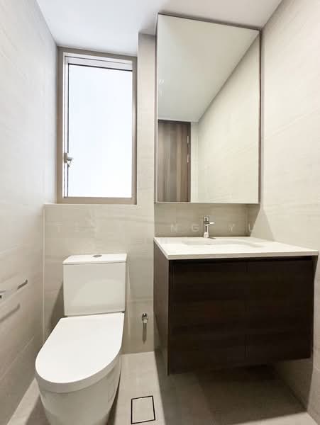 Pasir Ris 8, 8 Pasir Ris Drive 8, 2 Bedrooms, 775 sqft, Apartment For Sale, by Teddy Ng Yu Ming, 500106144 - Bathroom - PropertyGuru.com.sg