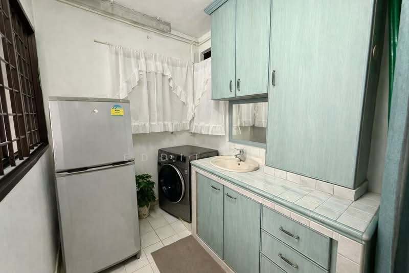 288F Bukit Batok Street 25, 288F Bukit Batok Street 25, 4 Bedrooms, 1,550 sqft, HDB Flat For Sale, by Eddie Tan, 500106175 - Service Yard - PropertyGuru.com.sg