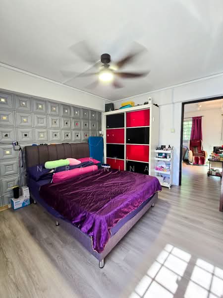 292 Tampines Street 22, 292 Tampines Street 22, 3 Bedrooms, 980 sqft, HDB Flat For Sale, by Siti Nurainina Binte Saaet (Nina Saaet), 500106177 - Bedroom - PropertyGuru.com.sg