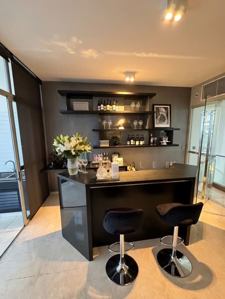 One Shenton, 1 Shenton Way, 4 Bedrooms, 7,040 sqft, Condominium For Sale, by Jaslin Lee, 500106180 - Interior - PropertyGuru.com.sg