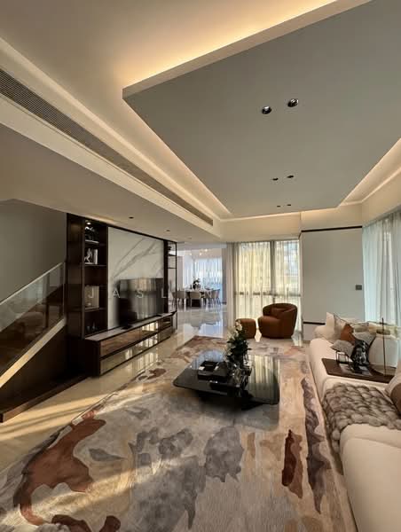 One Shenton, 1 Shenton Way, 4 Bedrooms, 7,040 sqft, Condominium For Sale, by Jaslin Lee, 500106180 - Living Room - PropertyGuru.com.sg