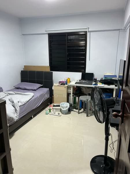 604 Ang Mo Kio Avenue 5, 604 Ang Mo Kio Avenue 5, Room Rental, 100 sqft, HDB Flat For Rent, by Raymond Tan, 500106182 - Bedroom - PropertyGuru.com.sg