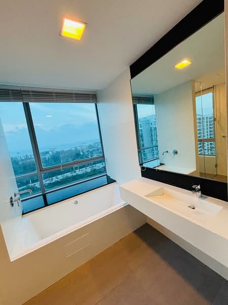 The View @ Meyer, 46 Meyer Road, 4 Bedrooms, 4,380 sqft, Apartment For Sale, by Lois Goh, 500106188 - Bathroom - PropertyGuru.com.sg