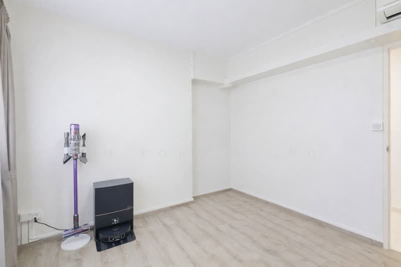 290E Bukit Batok Street 24, 290E Bukit Batok Street 24, 3 Bedrooms, 1,302 sqft, HDB Flat For Sale, by Lim Yong Keong, 500106190 - Common Room - PropertyGuru.com.sg