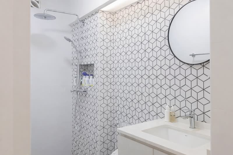 290E Bukit Batok Street 24, 290E Bukit Batok Street 24, 3 Bedrooms, 1,302 sqft, HDB Flat For Sale, by Lim Yong Keong, 500106190 - Bathroom - PropertyGuru.com.sg