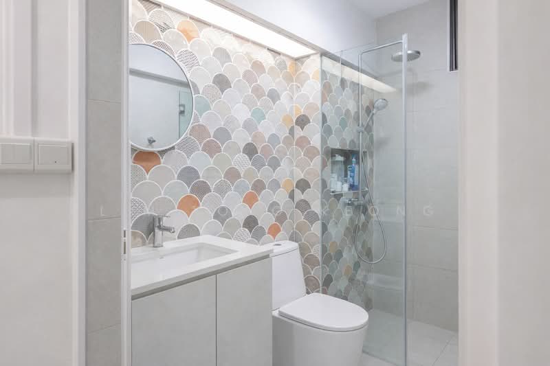 290E Bukit Batok Street 24, 290E Bukit Batok Street 24, 3 Bedrooms, 1,302 sqft, HDB Flat For Sale, by Lim Yong Keong, 500106190 - Bathroom - PropertyGuru.com.sg