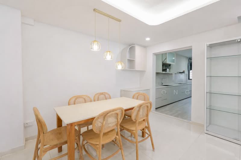 290E Bukit Batok Street 24, 290E Bukit Batok Street 24, 3 Bedrooms, 1,302 sqft, HDB Flat For Sale, by Lim Yong Keong, 500106190 - Dining Room - PropertyGuru.com.sg