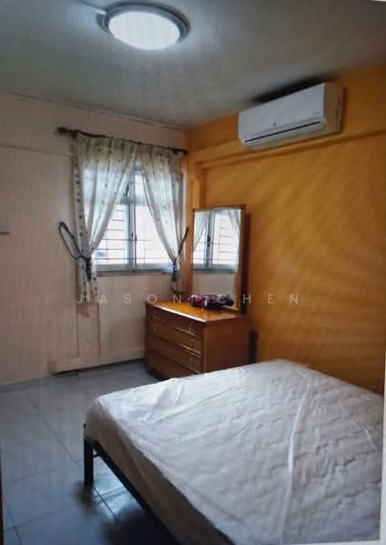 649 Ang Mo Kio Avenue 5, 649 Ang Mo Kio Avenue 5, 2 Bedrooms, 732 sqft, HDB Flat For Rent, by Jason Chen, 500106200 - Bedroom - PropertyGuru.com.sg