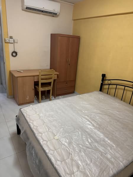 649 Ang Mo Kio Avenue 5, 649 Ang Mo Kio Avenue 5, 2 Bedrooms, 732 sqft, HDB Flat For Rent, by Jason Chen, 500106200 - Bedroom - PropertyGuru.com.sg