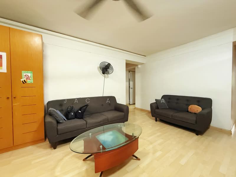 680C Jurong West Central 1, 680C Jurong West Central 1, 3 Bedrooms, 1,012 sqft, HDB Flat For Sale, by Jac Athena, 500106202 - Living Room - PropertyGuru.com.sg