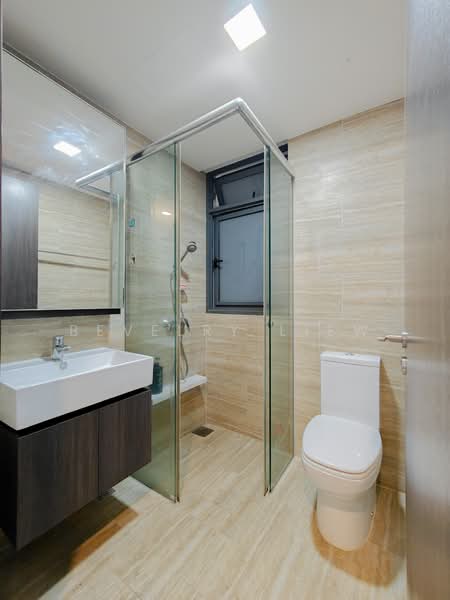 North Park Residences, 21 Yishun Central 1, 2 Bedrooms, 700 sqft, Condominium For Rent, by Bevelry Liew, 500106217 - Bathroom - PropertyGuru.com.sg