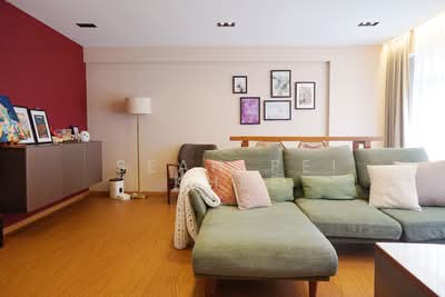 For Sale - 876C Tampines Avenue 8