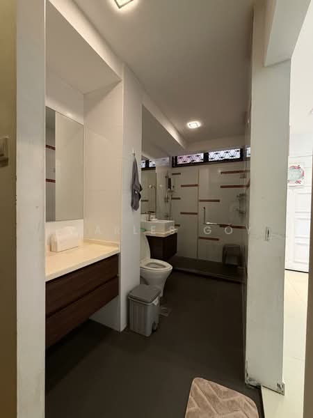 Eastern Lagoon I, 216 Upper East Coast Road, 1 Bedroom, 721 sqft, Condominium For Sale, by Charles Goy, 500106223 - Bathroom - PropertyGuru.com.sg