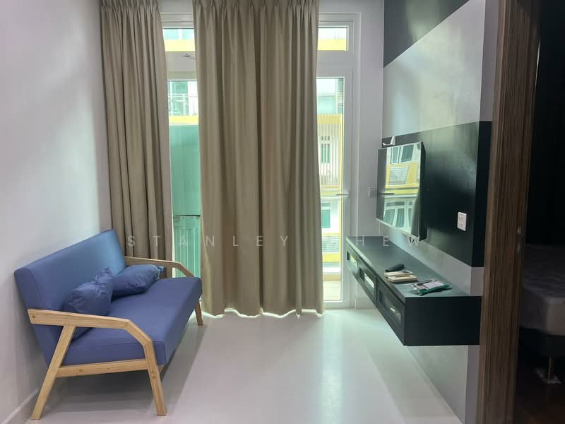 Parc Rosewood, 71 Rosewood Drive, 1 Bedroom, 431 sqft, Condominium For Rent, by Stanley Chew, 500106234 - Living Room - PropertyGuru.com.sg