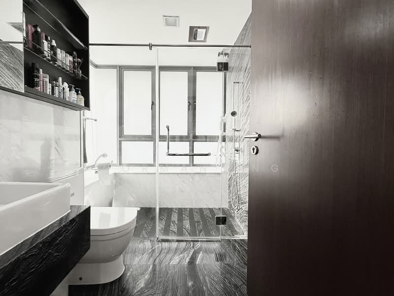 iResidences, 20 Irrawaddy Road, 2 Bedrooms, 1,066 sqft, Condominium For Sale, by Norman Ang, 500106240 - Bathroom - PropertyGuru.com.sg