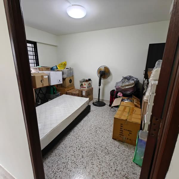 225 Lorong 8 Toa Payoh, 225 Lorong 8 Toa Payoh, 3 Bedrooms, 721 sqft, HDB Flat For Rent, by Jerome Tee, 500106242 - Bedroom - PropertyGuru.com.sg