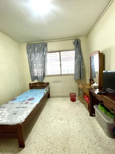 462 Jurong West Street 41, 462 Jurong West Street 41, 2 Bedrooms, 786 sqft, HDB Flat For Sale, by Jas Chua, 500106244 - Bedroom - PropertyGuru.com.sg