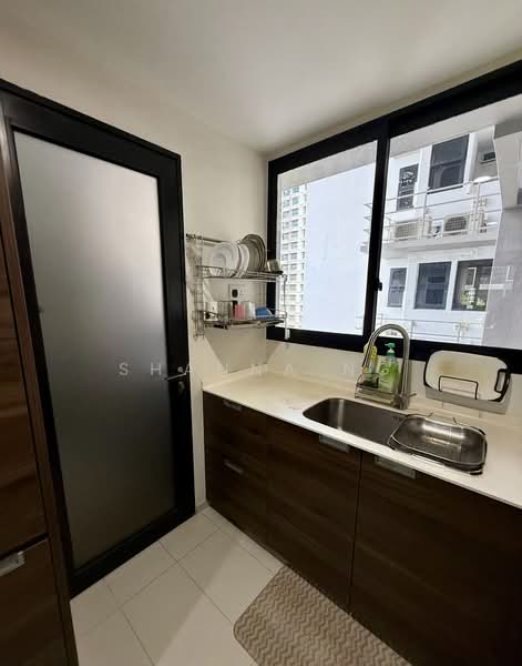 Lush Acres, Sengkang West Way/Fernvale, 5 Bedrooms, 1,506 sqft, Executive Condominium For Sale, by Shanna Ng, 500106292 - Kitchen - PropertyGuru.com.sg