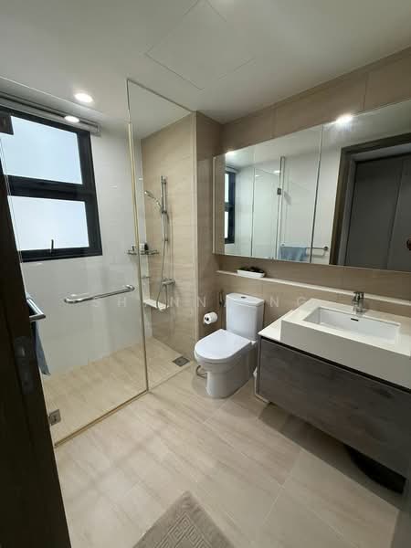 Lush Acres, Sengkang West Way/Fernvale, 5 Bedrooms, 1,506 sqft, Executive Condominium For Sale, by Shanna Ng, 500106292 - Bathroom - PropertyGuru.com.sg