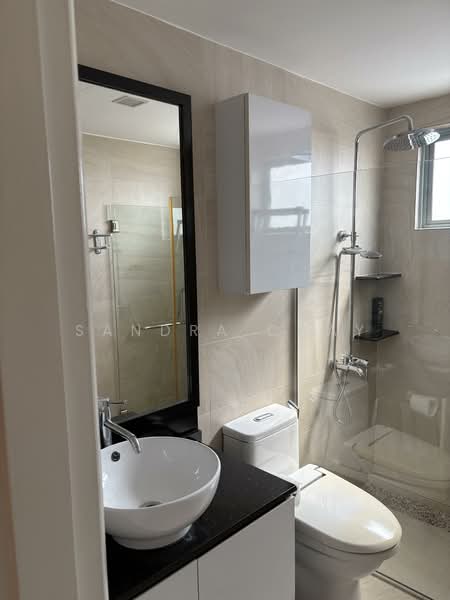 The Makena, 125 Meyer Road, 3 Bedrooms, 1,636 sqft, Condominium For Rent, by Sandra Chay, 500106312 - Bathroom - PropertyGuru.com.sg
