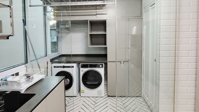 Landridge Condo, 202 Pasir Panjang Road, Room Rental, 120 sqft, Condominium For Rent, by Maple Yap, 500106313 - Laundry Area - PropertyGuru.com.sg