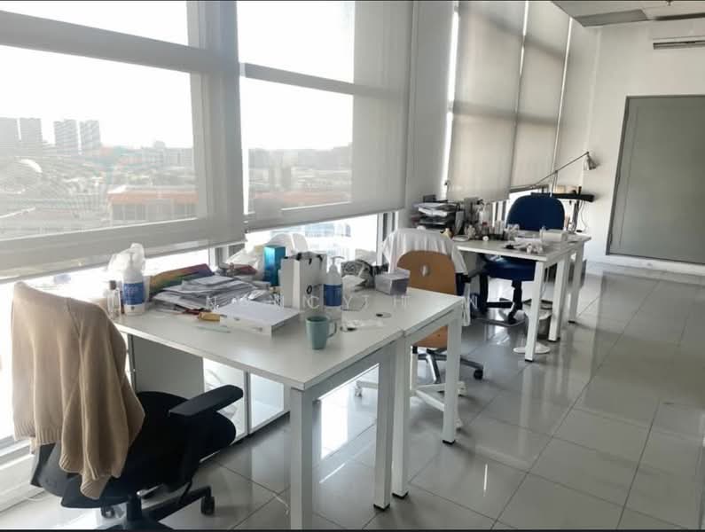 The Spire, 10 Bukit Batok Crescent, 818 sqft, Light Industrial (B1) For Sale, by Nancy Tan, 500106336 - Study - CommercialGuru.com.sg
