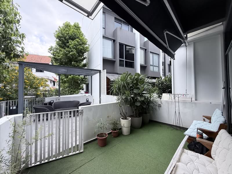 Terra Villas, 28 Jalan Sayang, 6 Bedrooms, 2,500 sqft, Terraced House For Sale, by Leila Jiang, 500106348 - Balcony - PropertyGuru.com.sg