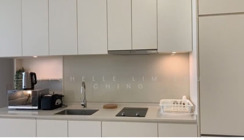 The Crest, 103 Prince Charles Crescent, 2 Bedrooms, 926 sqft, Condominium For Rent, by Michelle Lim Shu Ching, 500106358 - Kitchen - PropertyGuru.com.sg