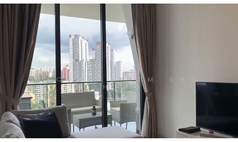 The Crest, 103 Prince Charles Crescent, 2 Bedrooms, 926 sqft, Condominium For Rent, by Michelle Lim Shu Ching, 500106358 - Living Room - PropertyGuru.com.sg